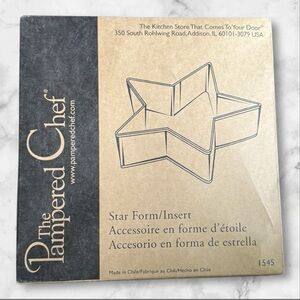 The Pampered Chef Star Form/Insert Mold - NEW IN BOX